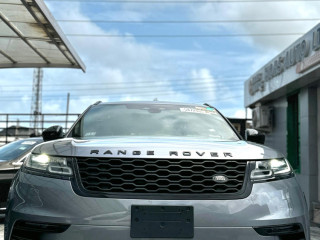 new-land-rover-range-rover-velar-2022-gray