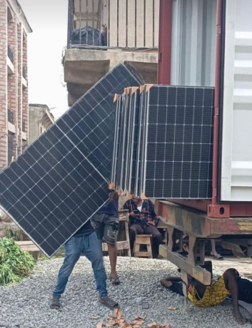 500watts-canadian-panels-big-0